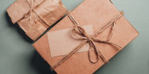 In hộp giấy quà tặng